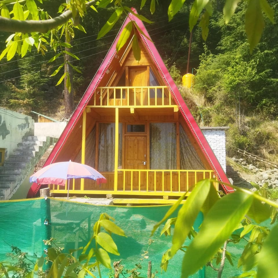 Green hills jibhi Apartment in Himachal Pradesh