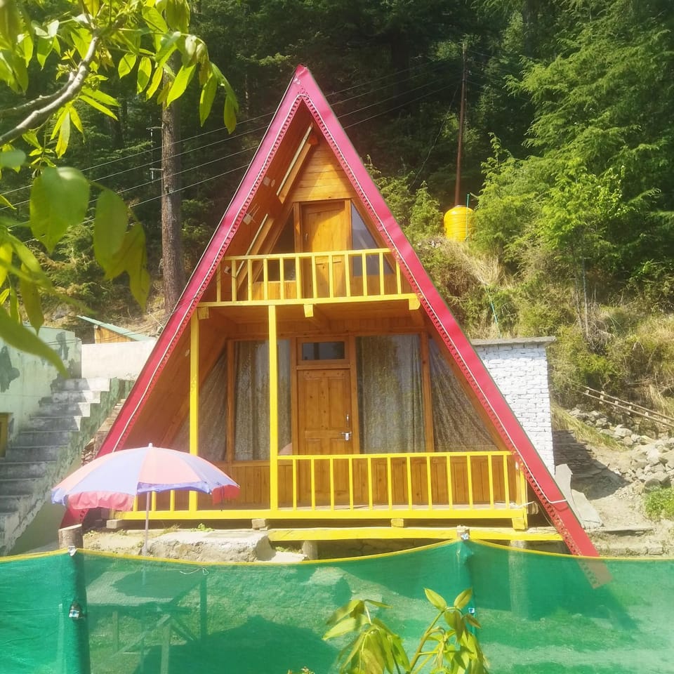Green hills jibhi Apartment in Himachal Pradesh