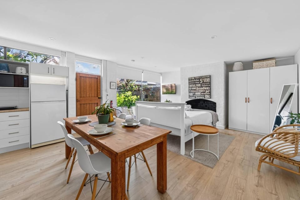 Stylish Studio in Heart of Annandale Village House in Sydney