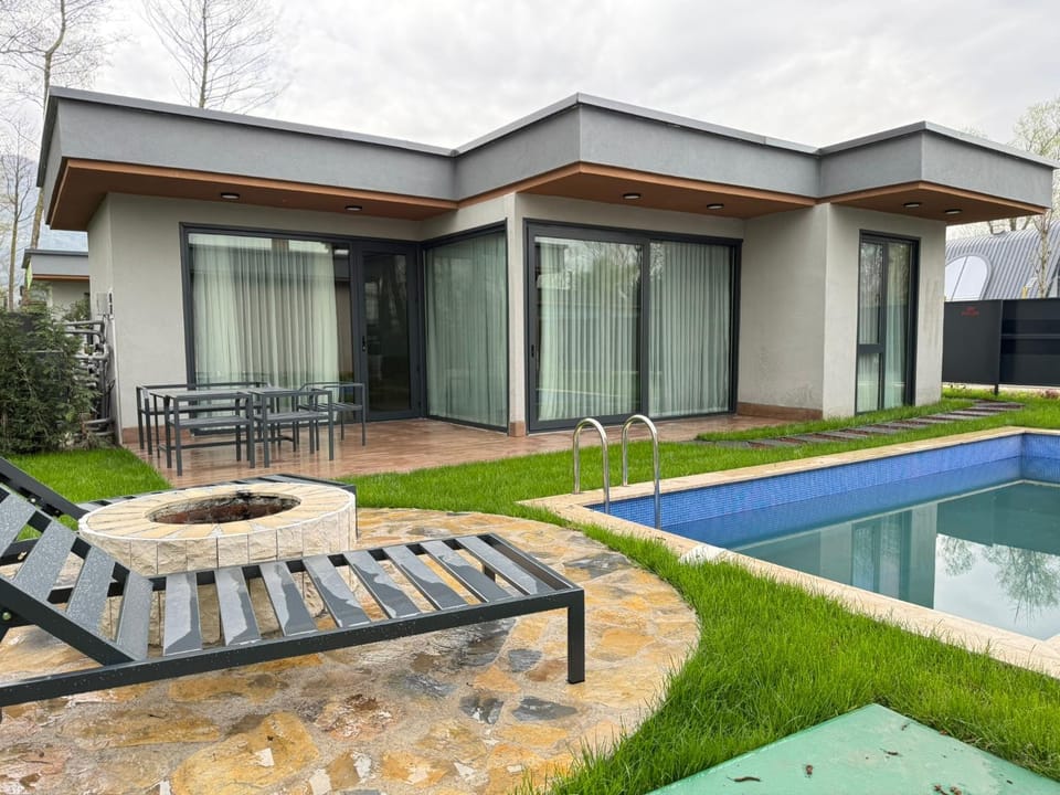 Garden view, Swimming pool