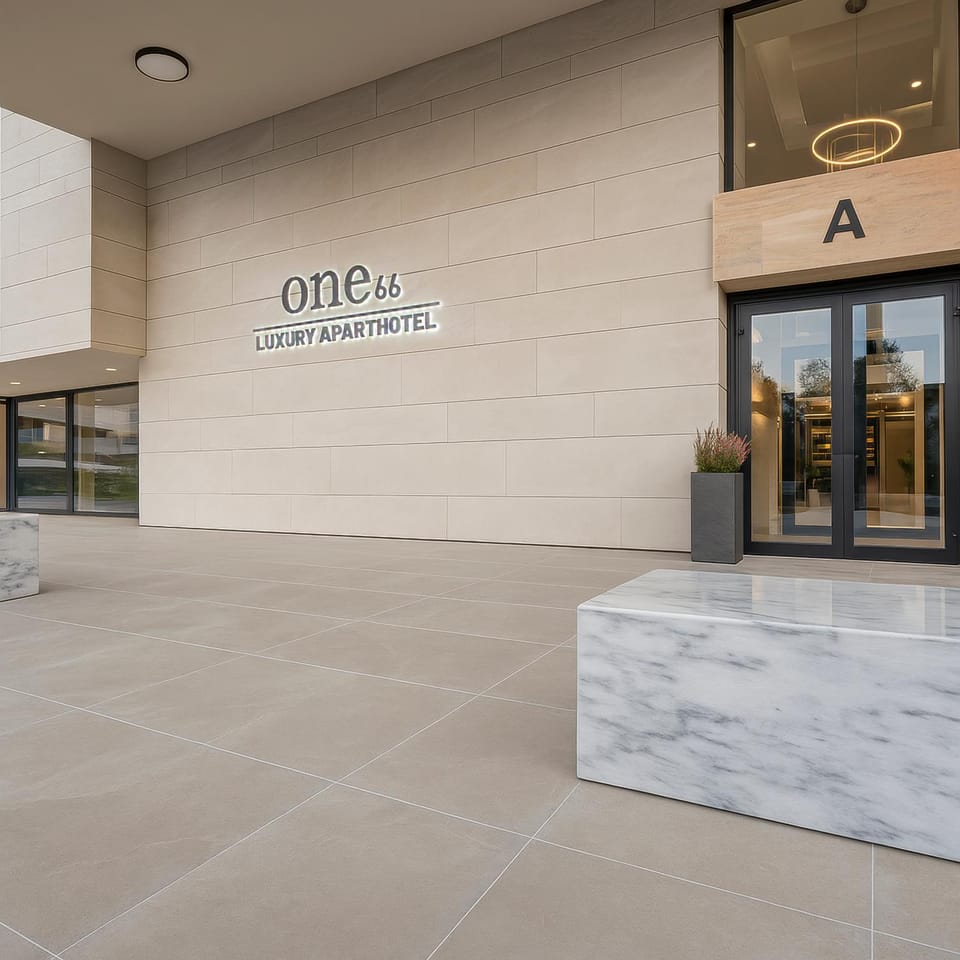 Property building, Facade/entrance