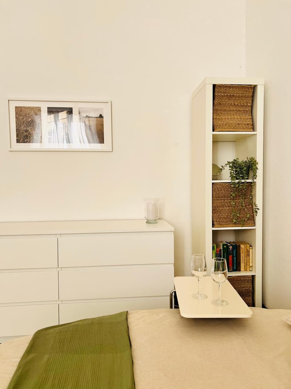 Bedroom, pet friendly, pet friendly