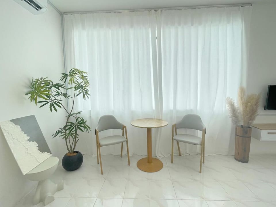 Muji Zen Minimalist Guest House Apartment in Perak Tengah District
