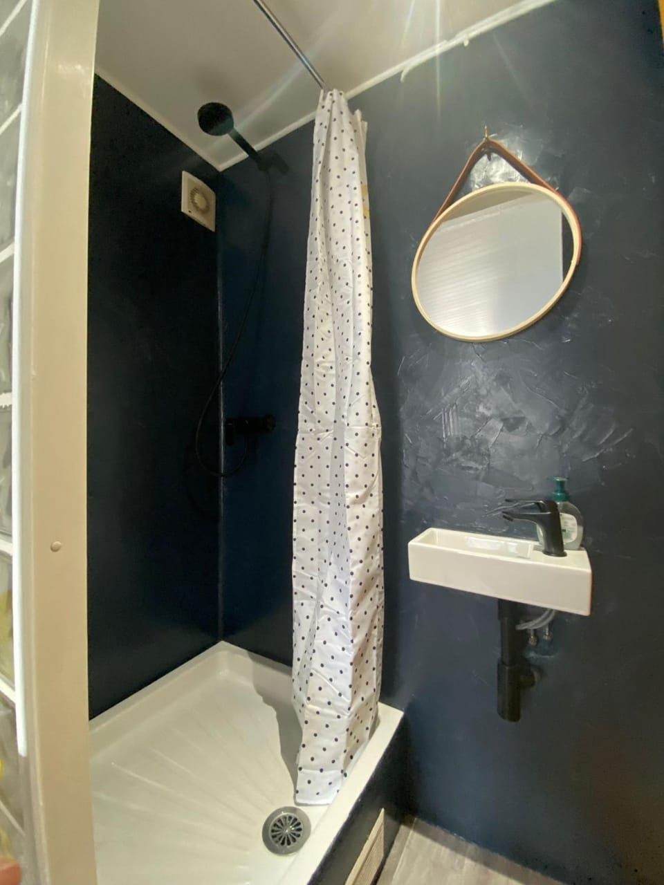 Beautiful Studio Apartment in Paris