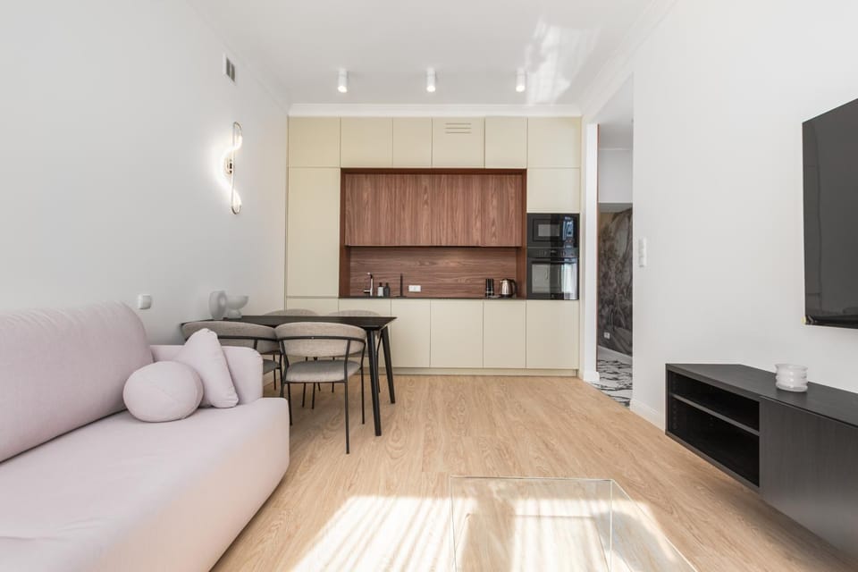 Kitchen or kitchenette, Living room