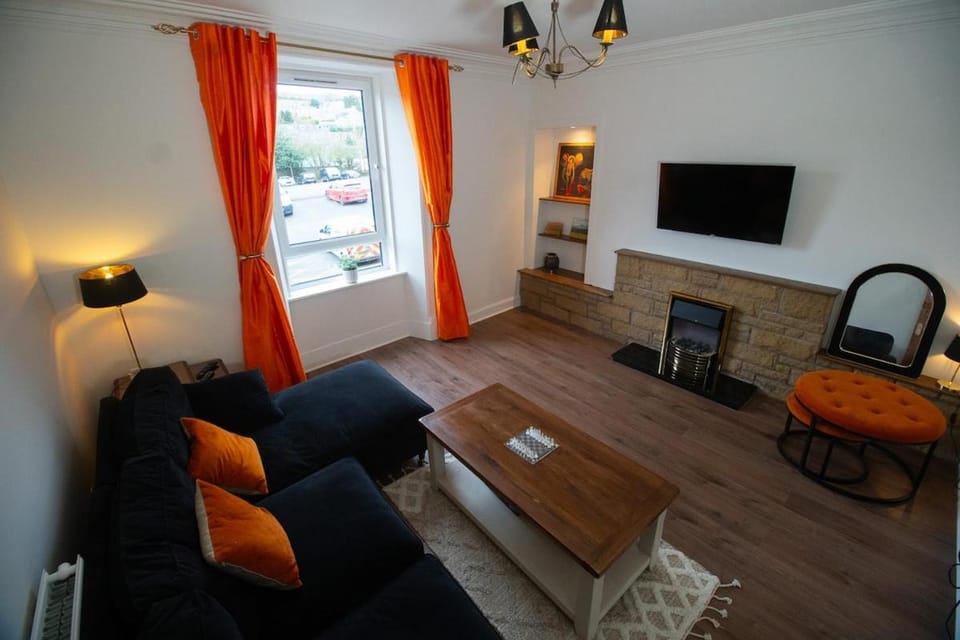 Spacious 3 Bed Terrace with Large Kitchen Diner Apartment in Hawick