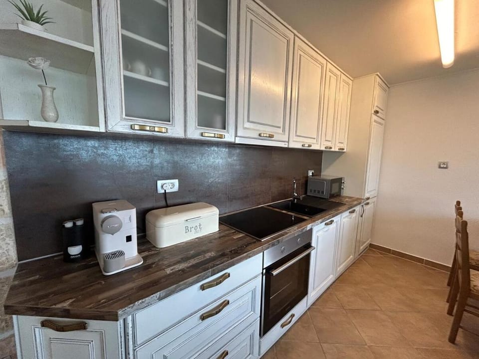 Sea View Apartment near Omiš Apartment in Split-Dalmatia County