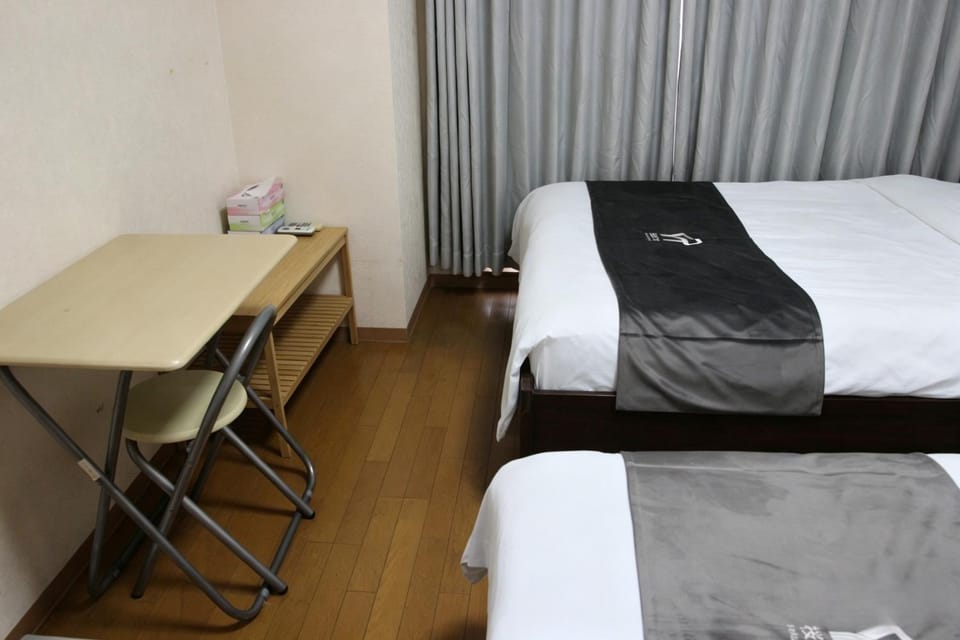 黑门市场 3人间 近地铁 日本桥地铁步行5分钟 难波 道顿堀 心斋桥 关西机场直达 Apartment in Osaka