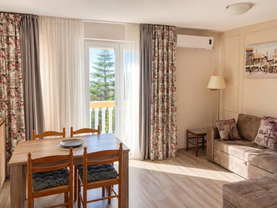Sun&Sea Petrovac Apartment in Budva Municipality
