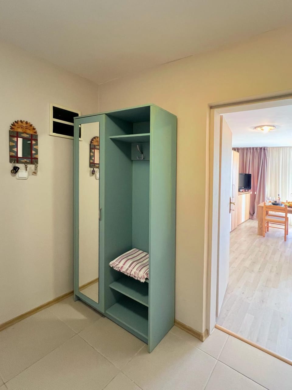 wardrobe