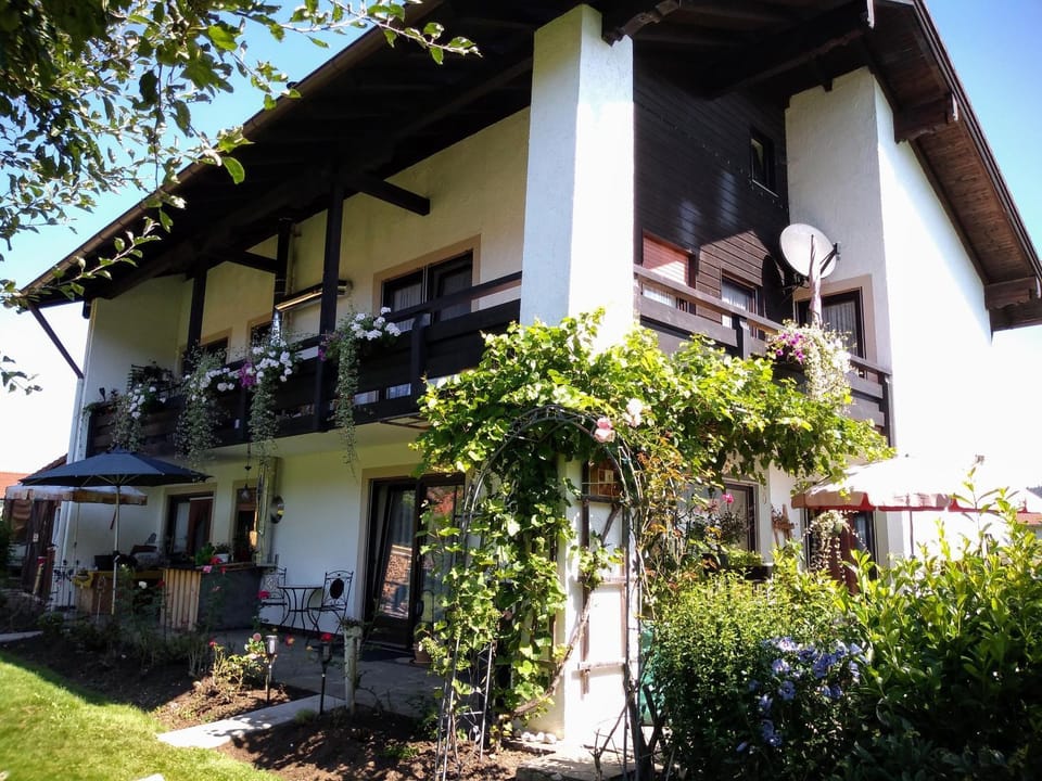 Ferienwohnung Dallinger Apartment in Berchtesgadener Land
