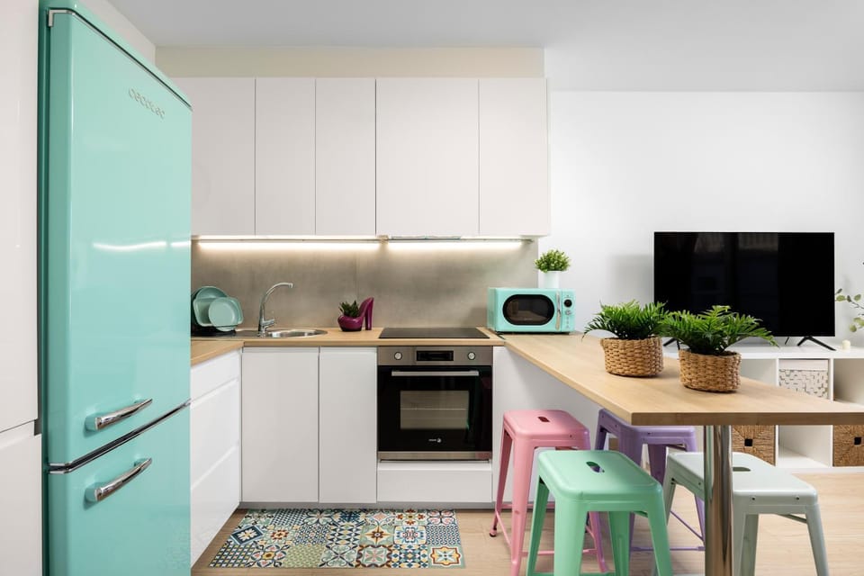 Kitchen or kitchenette, Living room