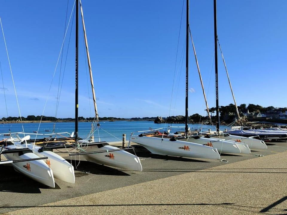 Camping Les Hauts de Port Blanc - Maeva Campground/ 
RV Resort in Penvénan