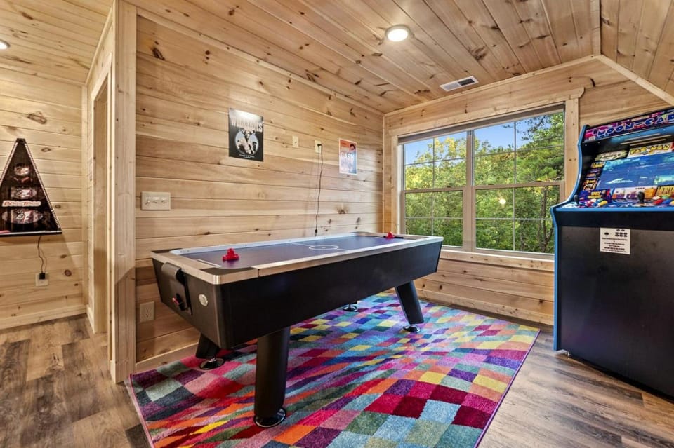 Outstanding Cabin with Air Hockey Table Beautifully Designed in Tennessee Cabin in Sevier County