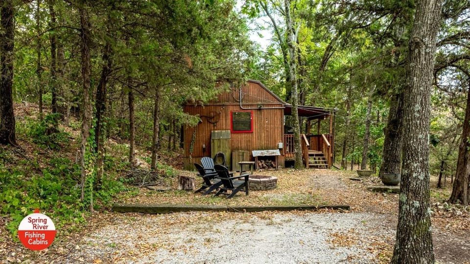 Lake Cozy Cabin Incredible for Water Sports in Miami, Oklahoma Cabin in Ozark Mountains