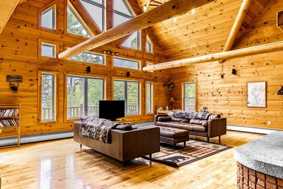 Secluded Cabin with Fireplace and Games in Lily Bay Township, Maine Cabin in Moosehead Lake
