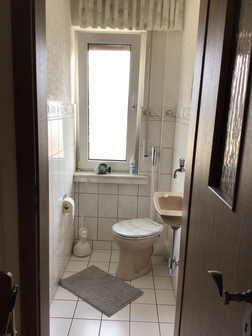 Bathroom, Living room