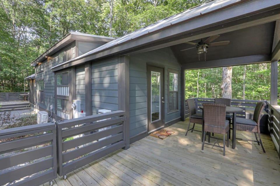 Gorgeous Cottage with Fire Pit and Barbecue in Tracy City, Tennessee House in Tennessee