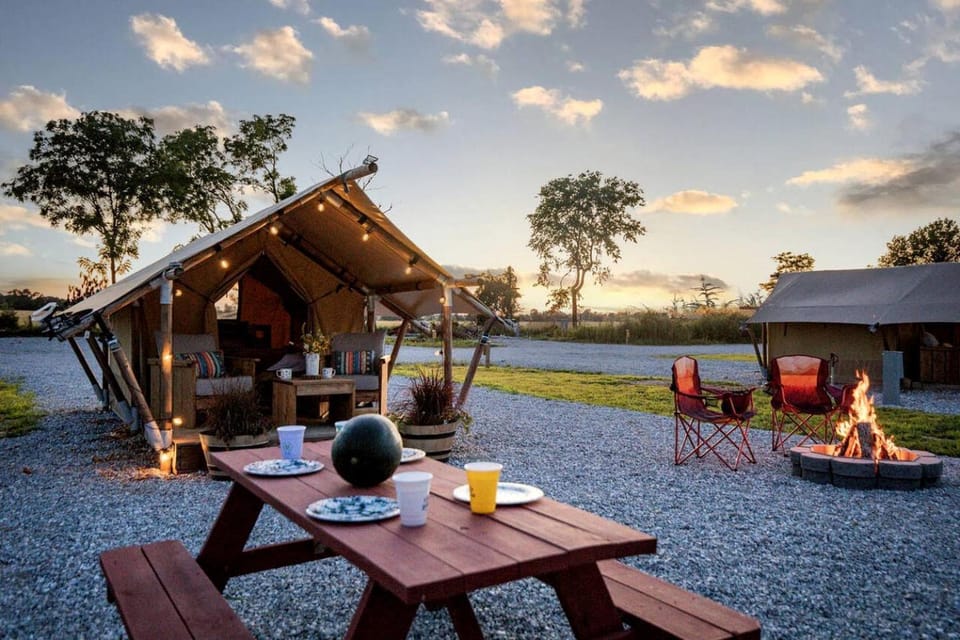 Fantastic Tented Cabin with Fire Pit in Cassville, Missouri Cabin in Roaring River Township