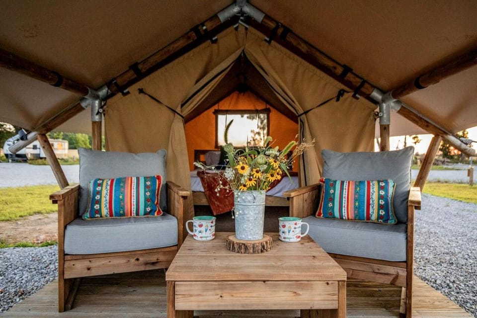Fantastic Tented Cabin with Fire Pit in Cassville, Missouri Cabin in Roaring River Township