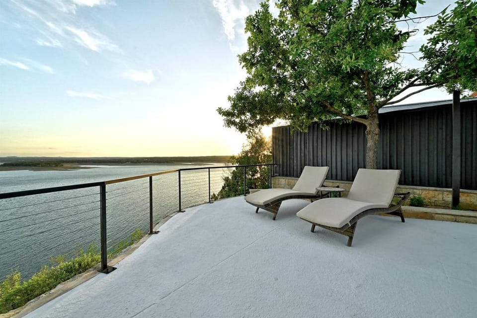 AustinTeton's Resort in Austin, TX House in Hudson Bend