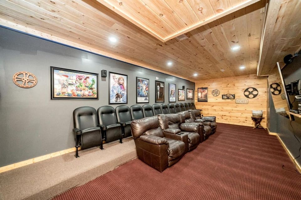 TV and multimedia, Seating area