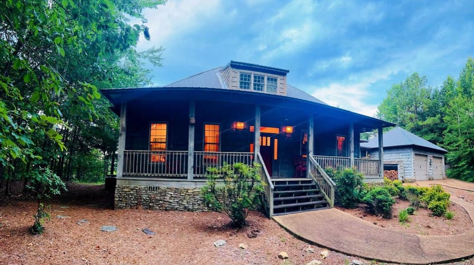 Peaceful Secluded Cottage with Amazing Views in Mentone, Alabama House in Alabama