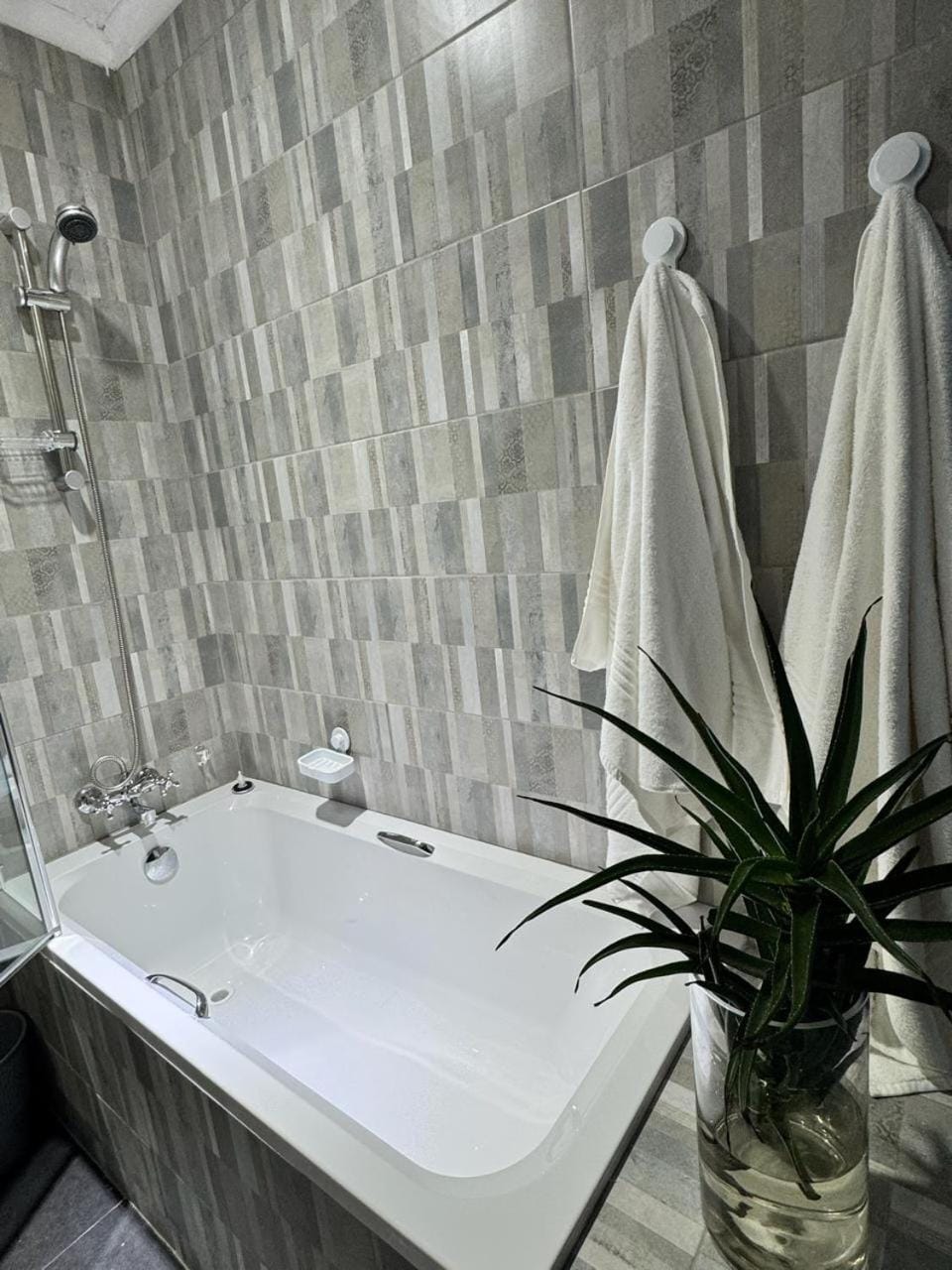 Shower, Bathroom, Bath