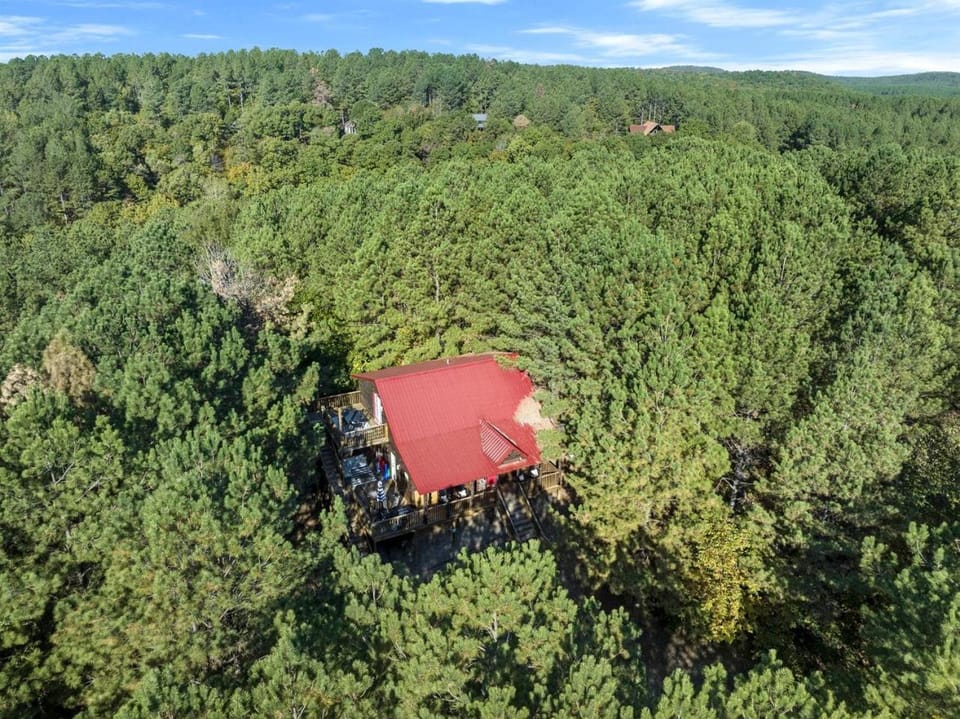 Wonderful Cabin Nestled in the Trees in Broken Bow, Oklahoma Cabin in Oklahoma