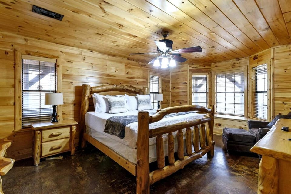 Bed, Bedroom
