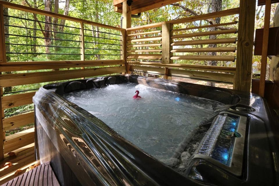 Stunning Cabin Nestled Amidst Trees with Hot-tub in Sevierville, Tennessee Cabin in Sevier County