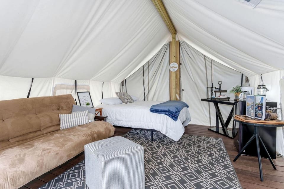 Creekside Family Tent Great to Create New Memories in Saint Croix Falls, Wisconsin Luxury tent in Wisconsin