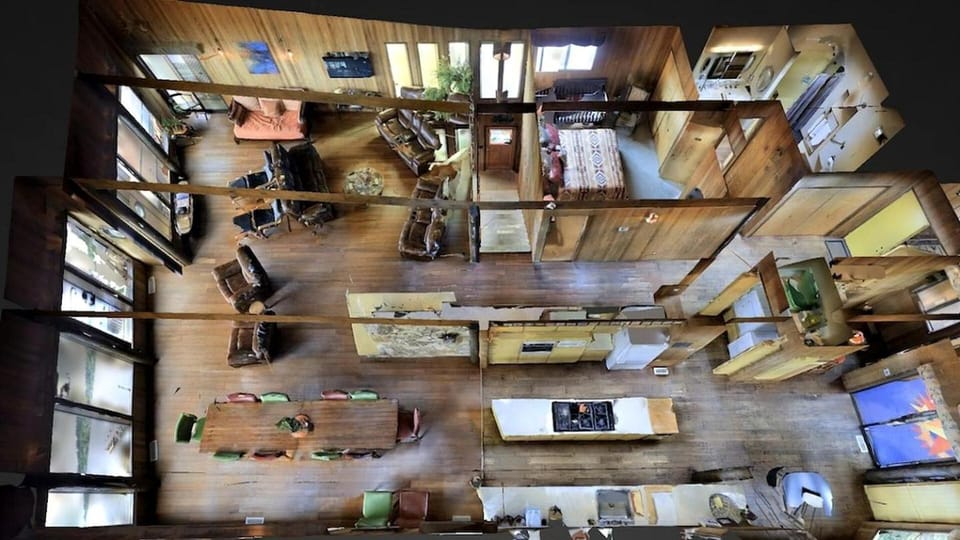Breathtaking Beach House with Fireplace and Gorgeous Sights in Otis, Oregon House in Devils Lake