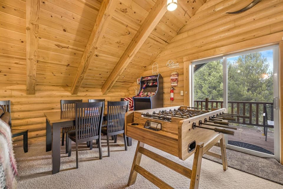 Wooden Spacious Cabin with Jacuzzi, Game Space and Fire Pit in Idaho Cabin in Island Park