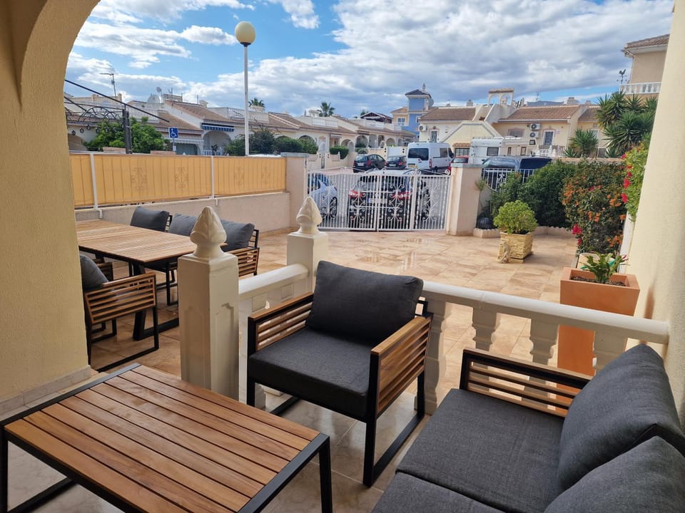 View (from property/room), Balcony/Terrace