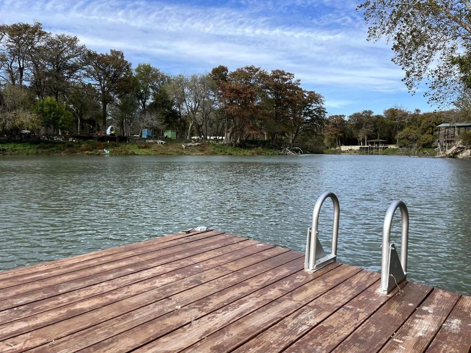 Riverfront Tiny House with Fire Pit in Seguin, Texas House in Seguin