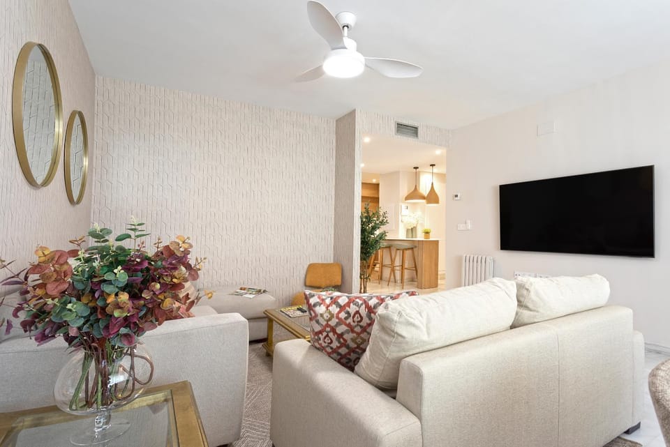 TV and multimedia, Living room, Seating area