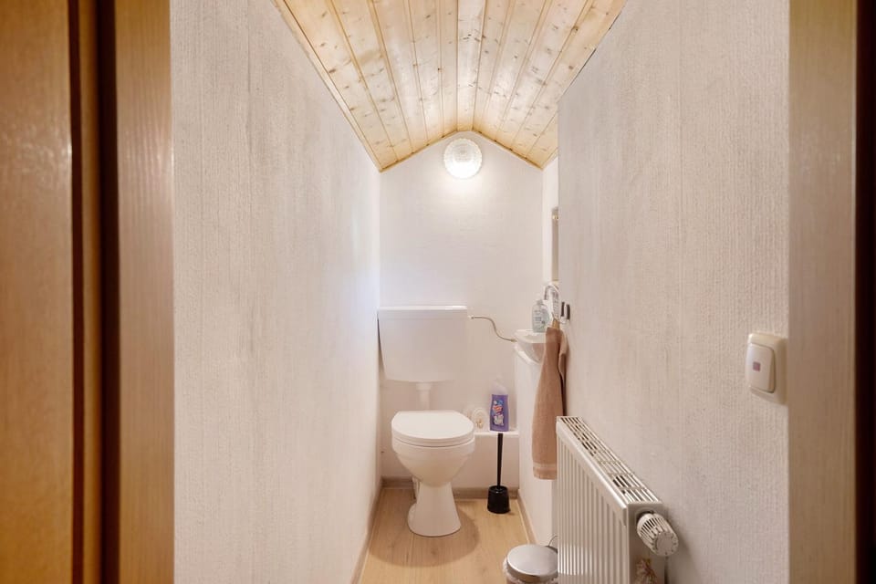 Bathroom, Living room
