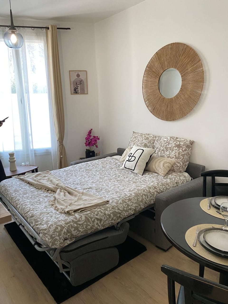 Fully-equipped studio Paris Disneyland RER E RER A Apartment in Île-de-France