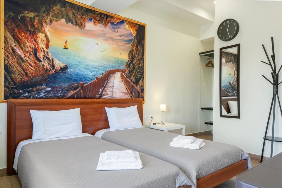 Property building, Living room, Bedroom