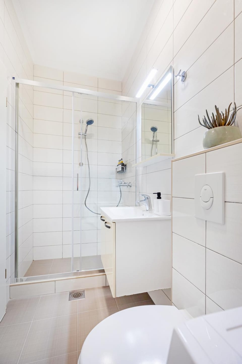 Shower, Bathroom