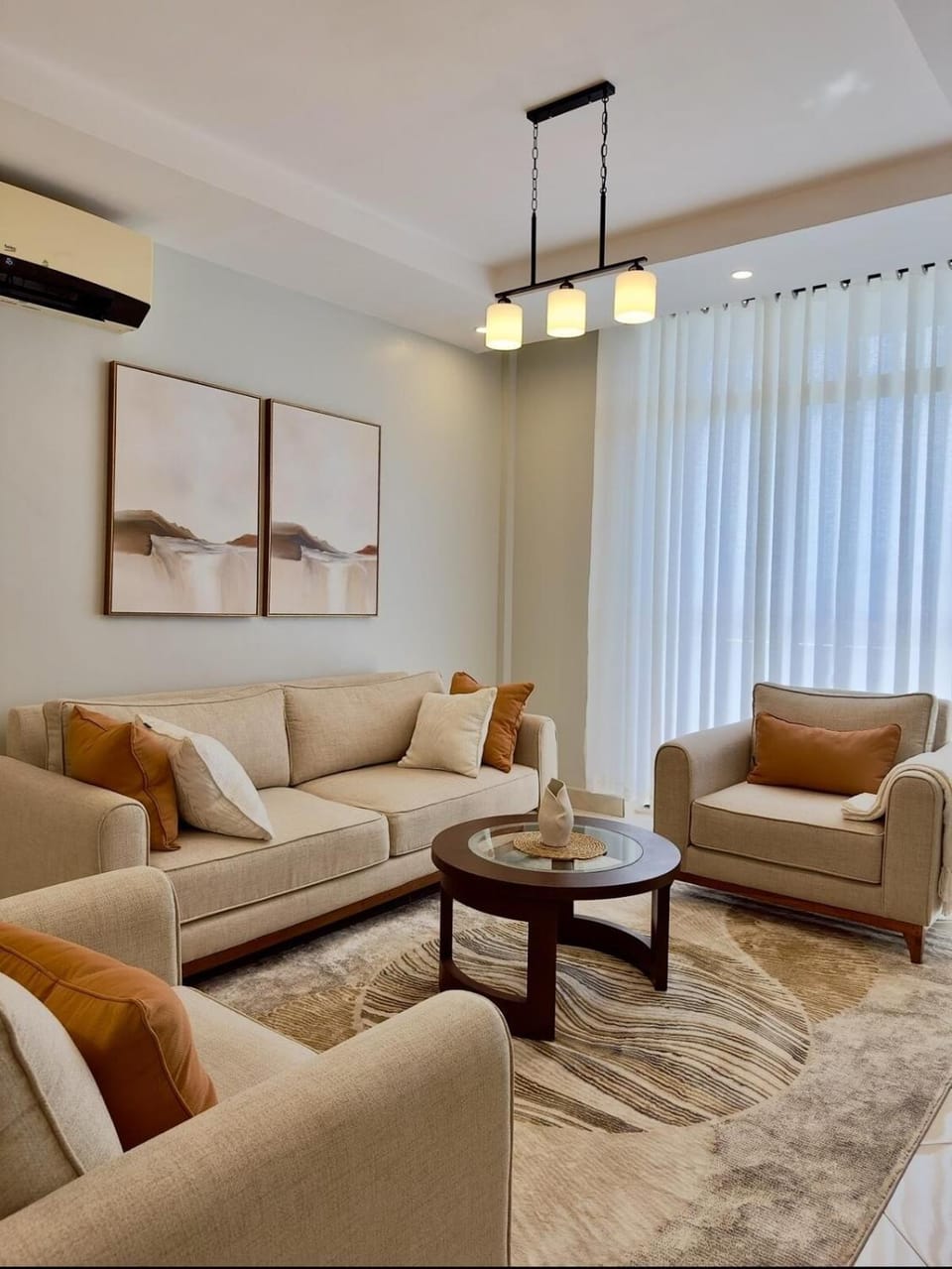 Living room, Seating area