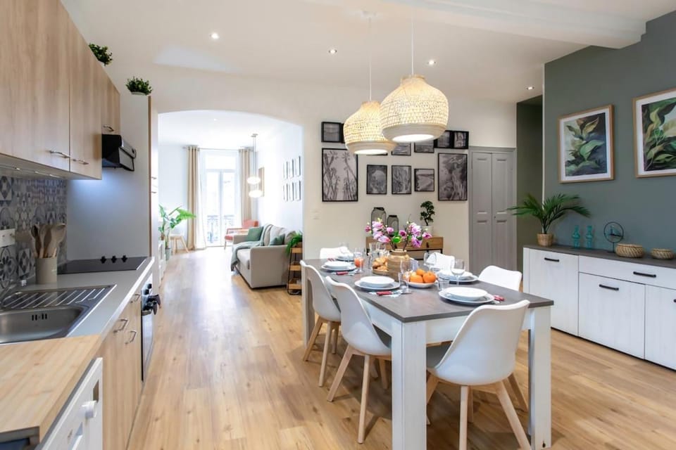 #34 Staywizus - Lamartine Central 3 BDR AC balcony 10mins walk to old town Apartment in Nice