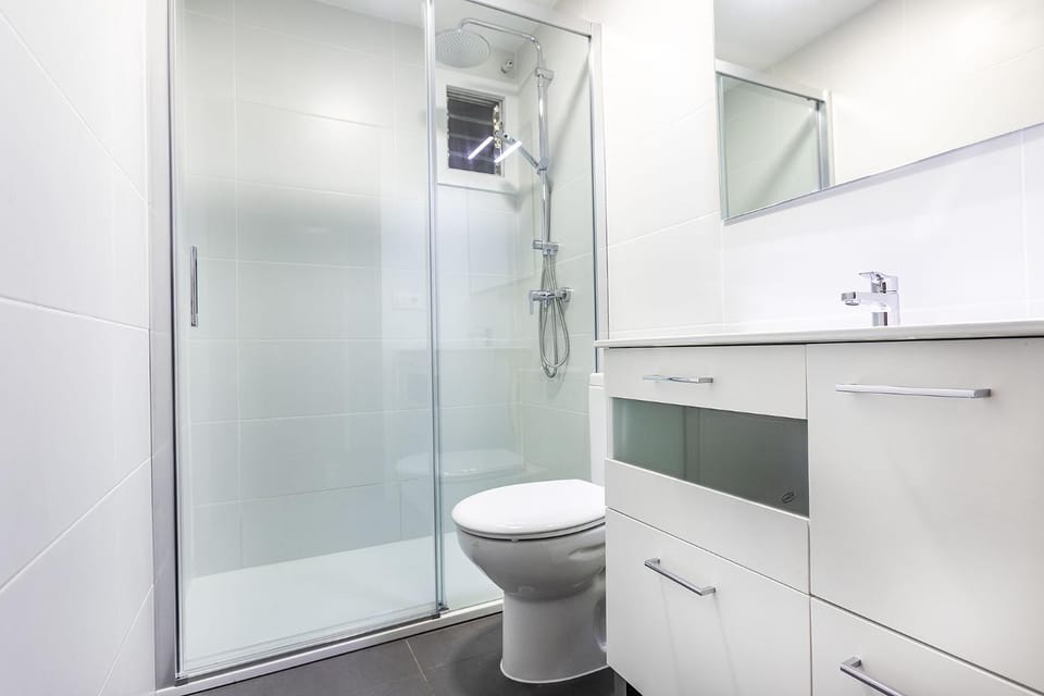 Shower, Bathroom
