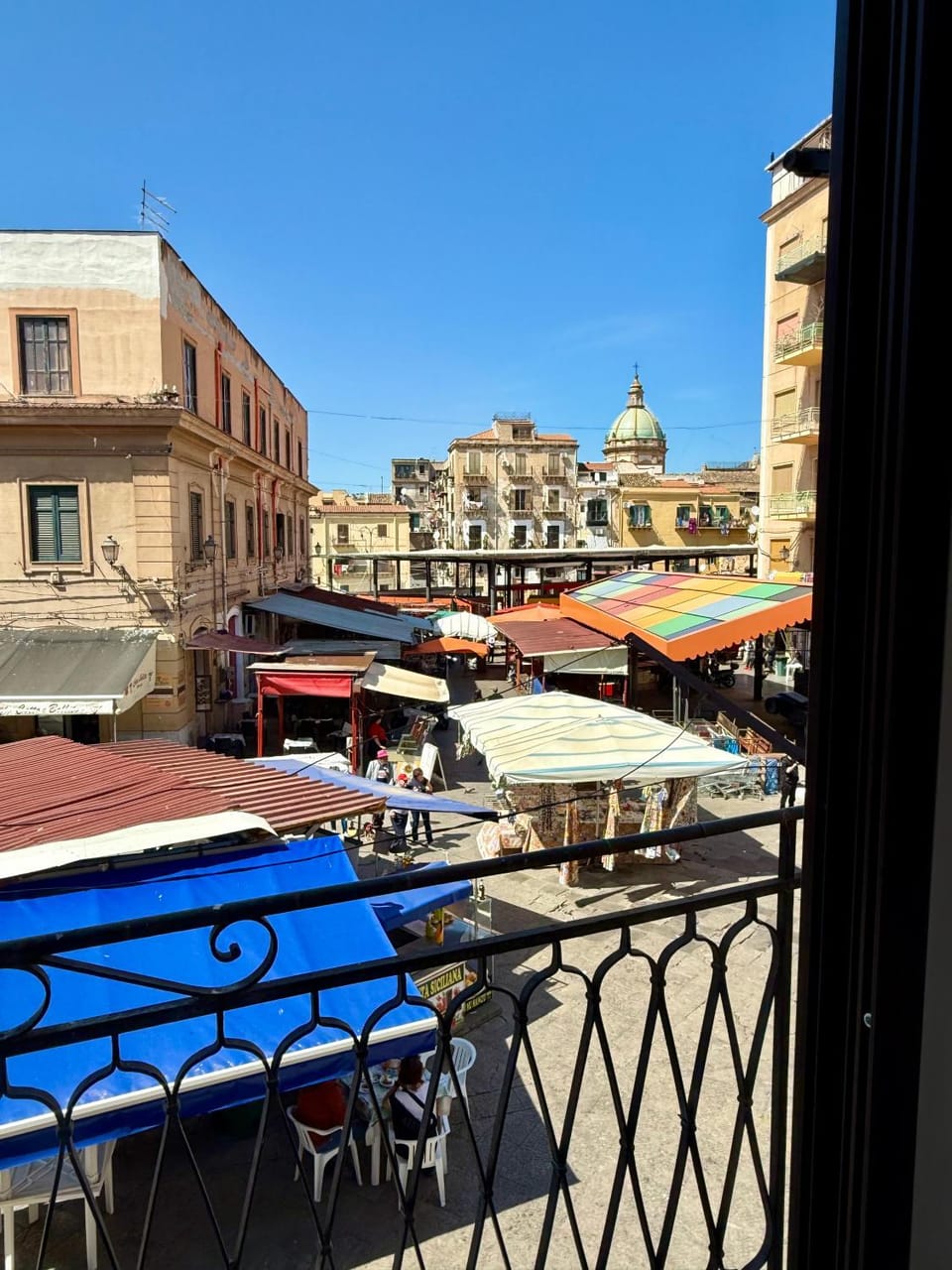 View (from property/room), Balcony/Terrace, City view