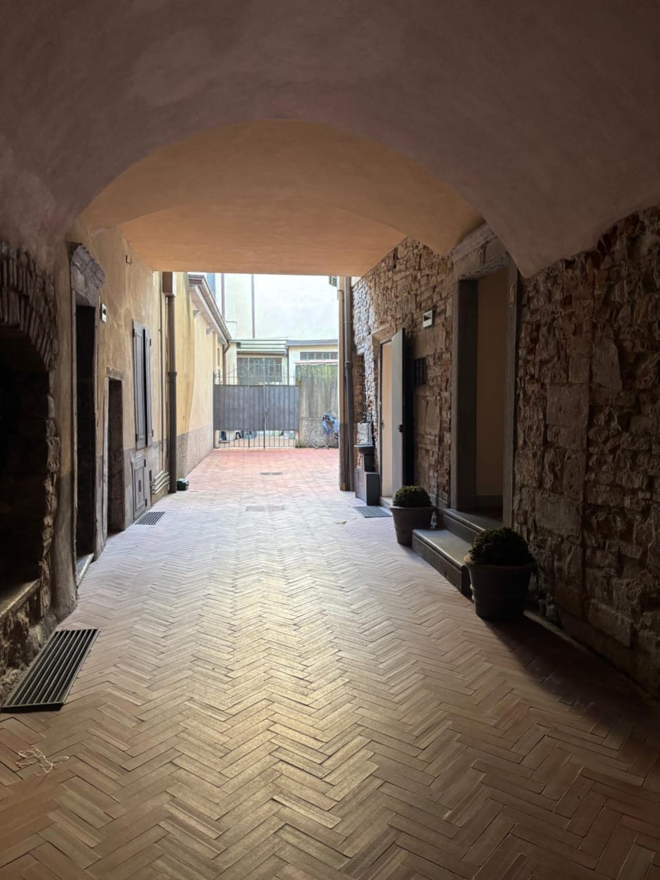 Inner courtyard view