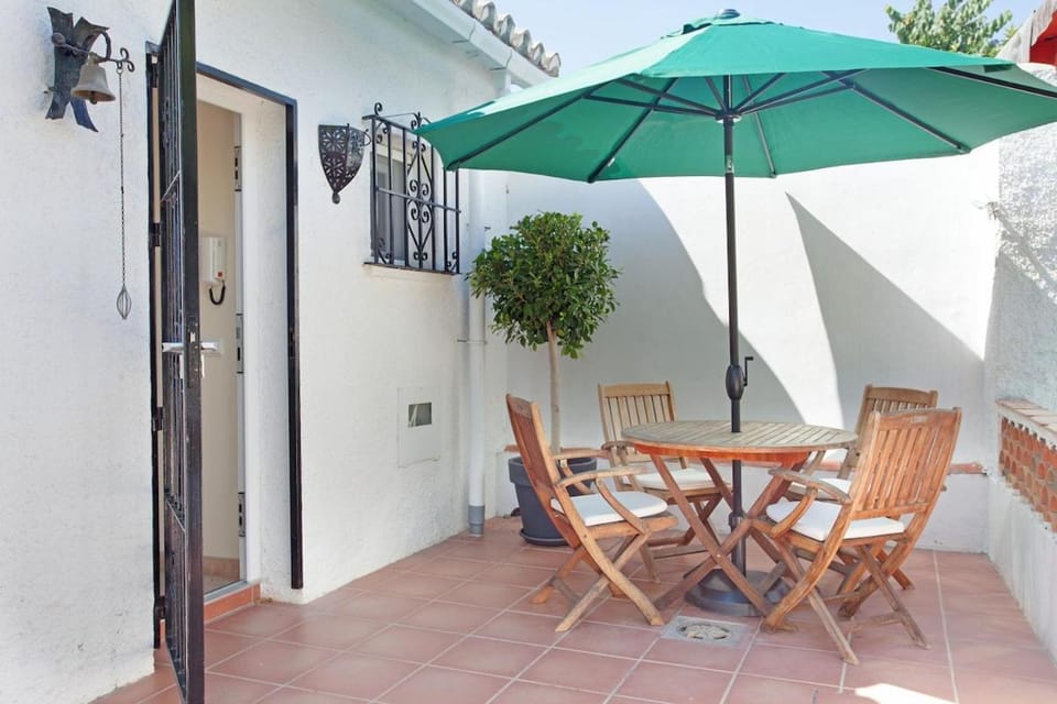 Casa Progreso Costabella House in Marbella