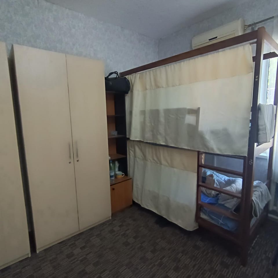 bunk bed