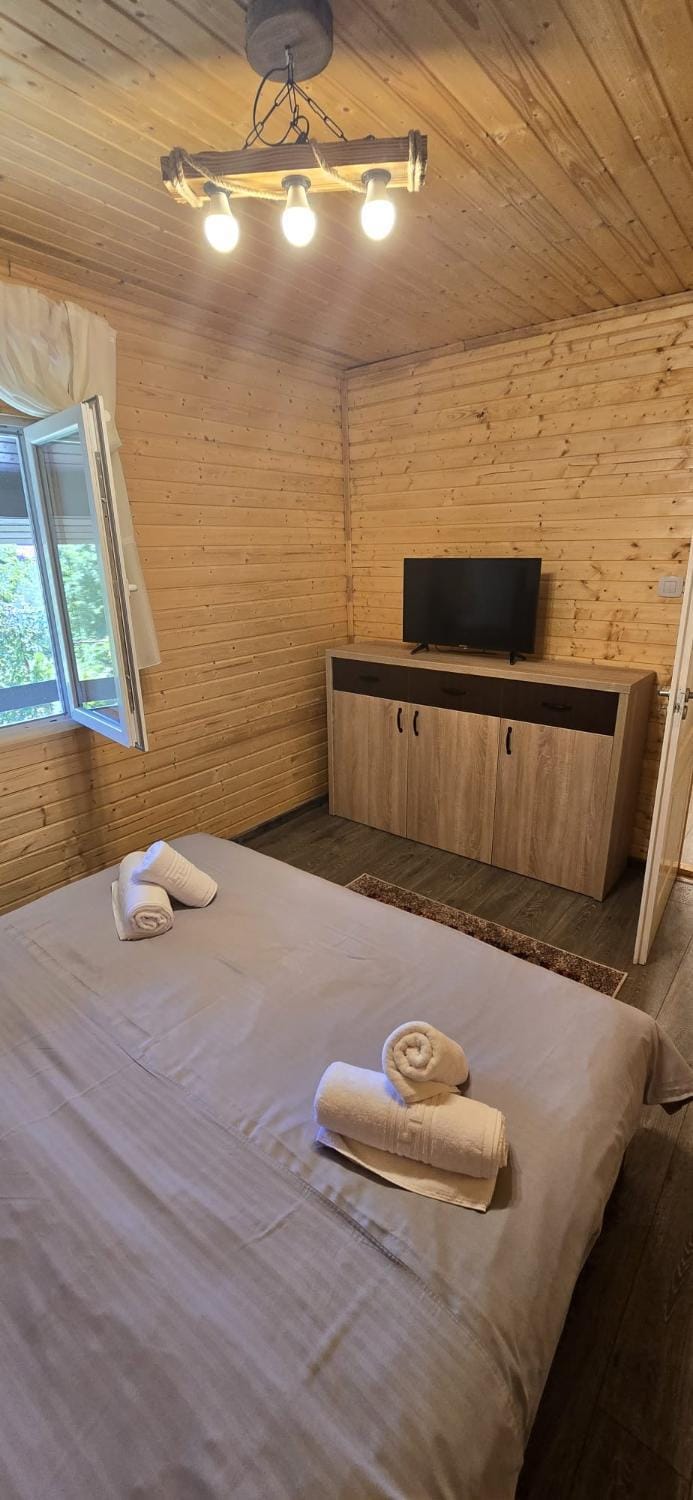 Cabanele din padure Nature lodge in Romania