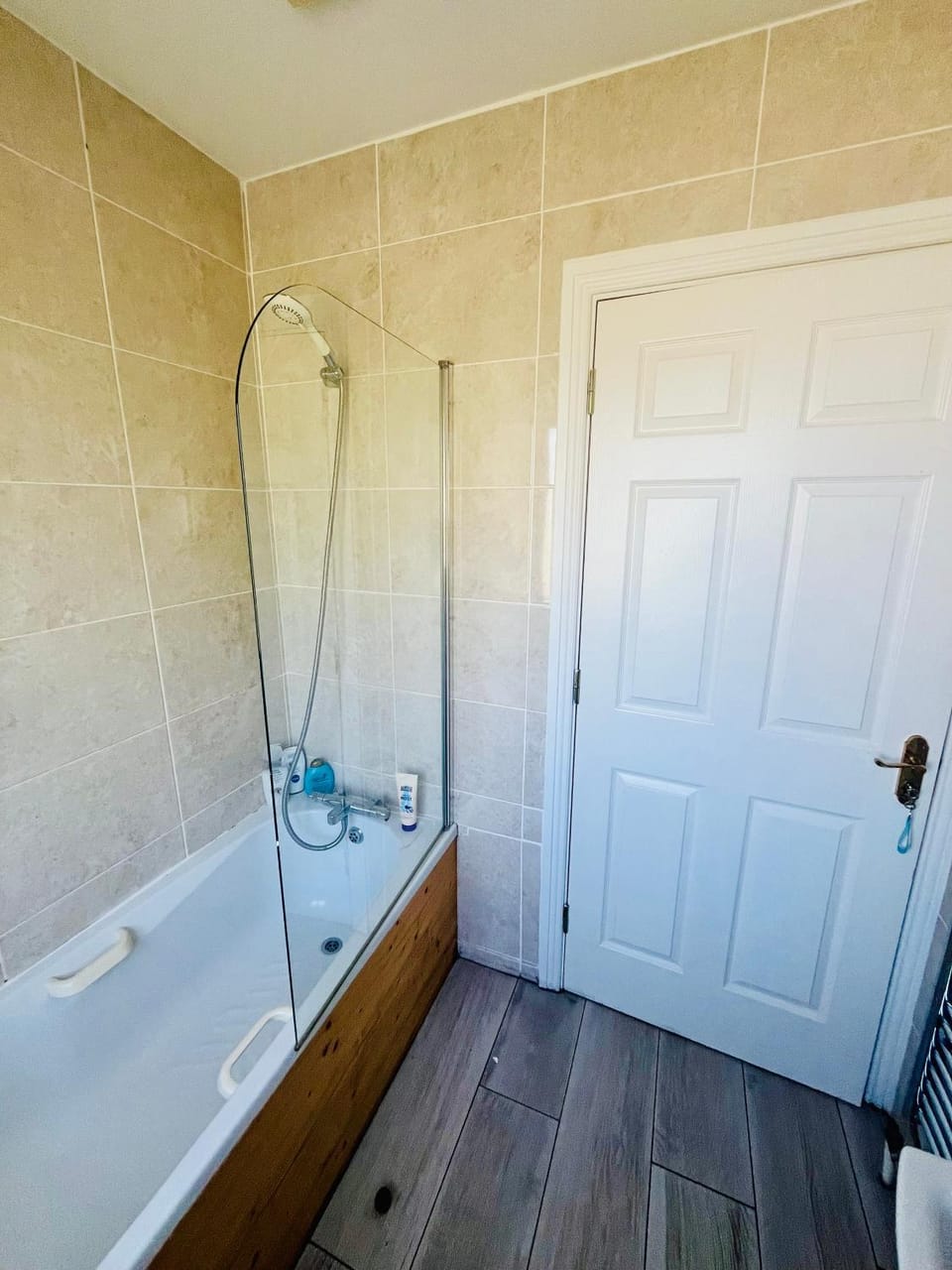 Single room in Family Home Vacation rental in County Limerick